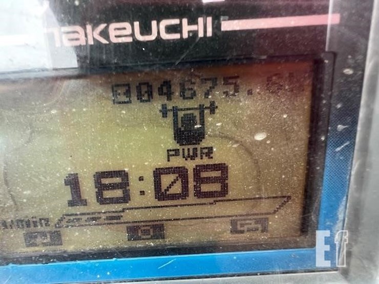 takeuchi-tb260-image-40