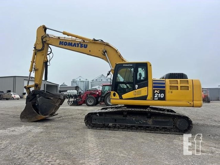 komatsu-pc210-lc-image-3