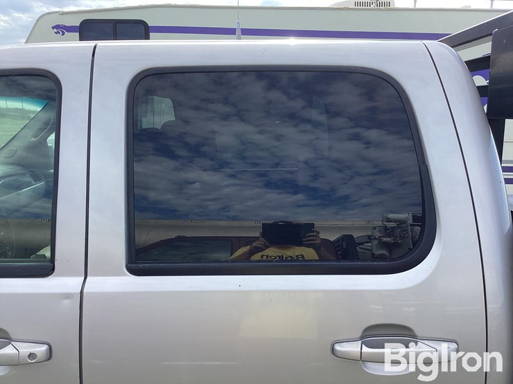 2009-chevrolet-silverado-2500-image-15