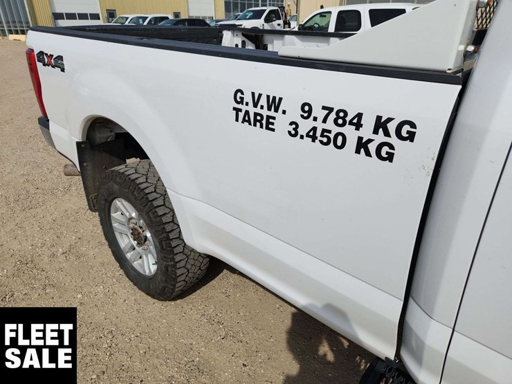 2019-ford-f350-image-33