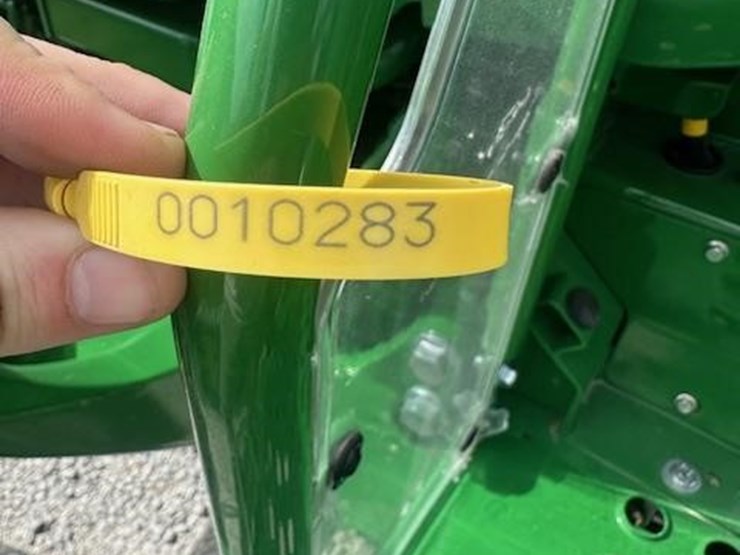 2023-john-deere-5050e-image-33