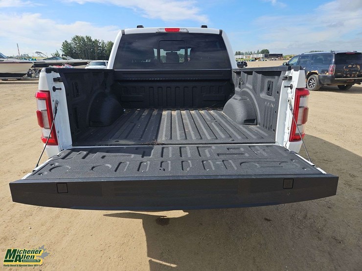 2022-ford-f150-image-18