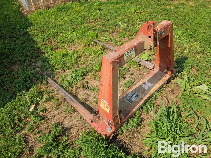 new-holland-80-image-7