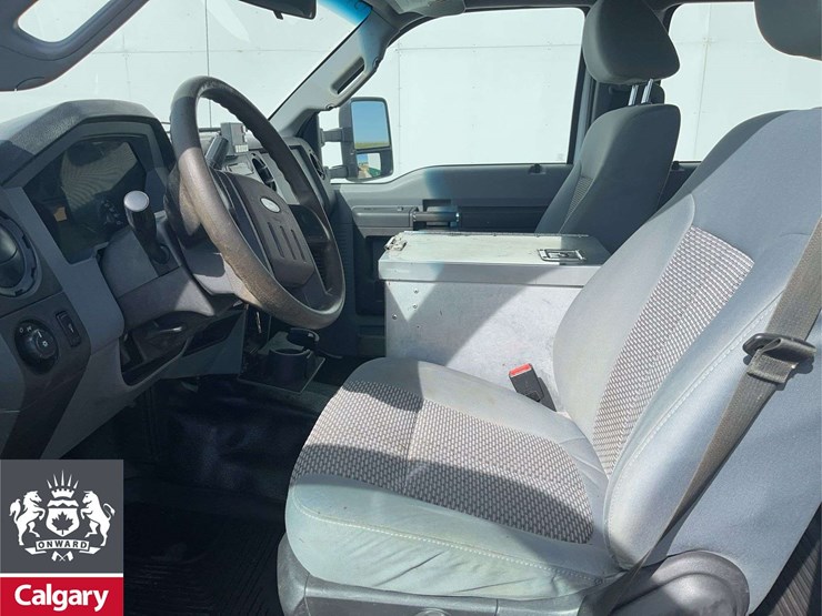 2015-ford-f550-image-10