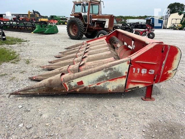 massey-ferguson-1163-image-10