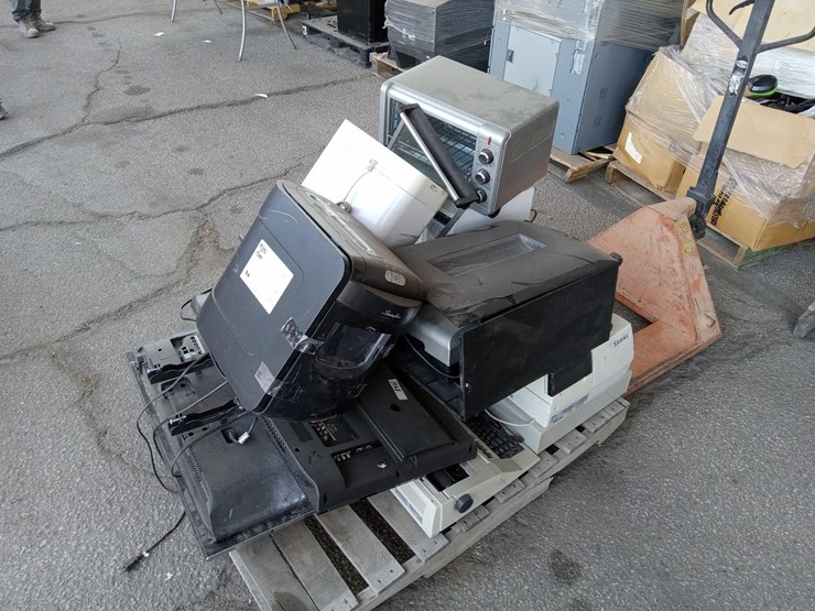 lot#--miscellaneous-items-image-2
