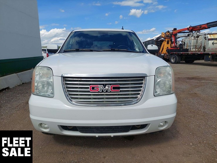 2012-gmc-yukon-xl-image-15