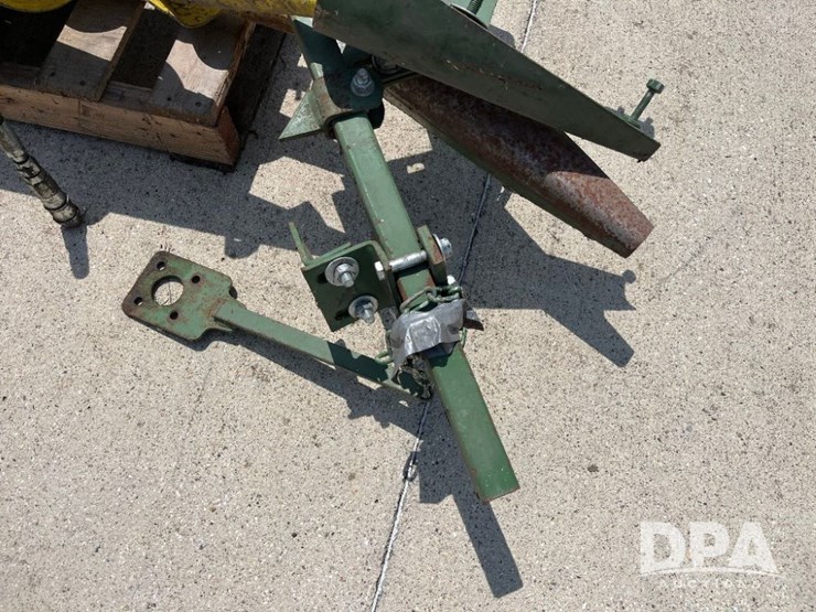 john-deere-c-image-7