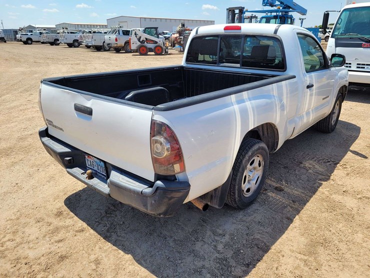 2009-toyota-tacoma-image-3