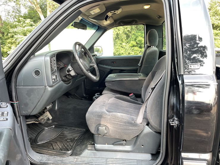 2002-chevrolet-silverado-1500-z71-image-49