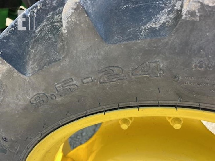 2021-john-deere-5075e-image-17