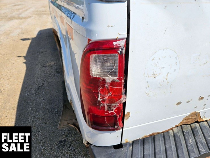 2011-ford-f350-image-36