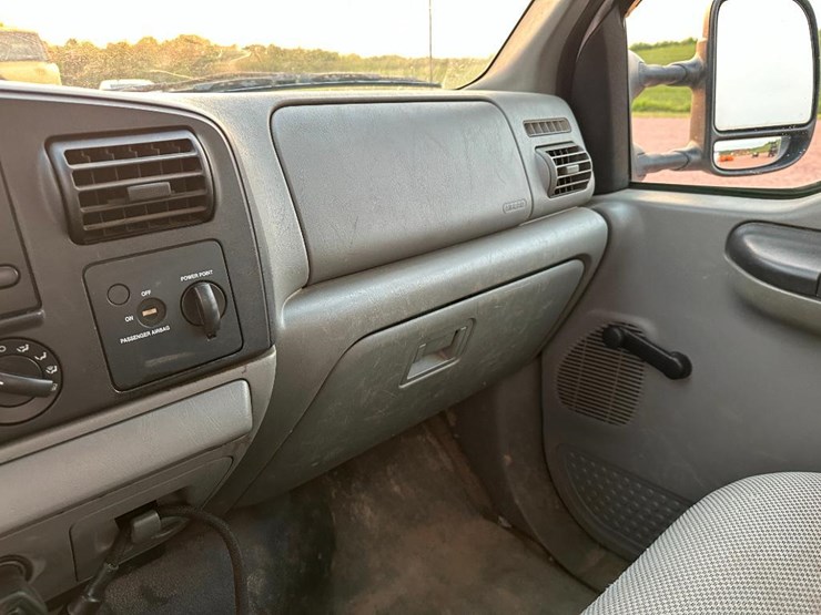 2006-ford-f250-xl-image-51