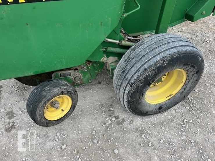 1997-john-deere-566-image-13