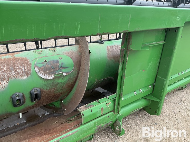 2011-john-deere-635f-image-11