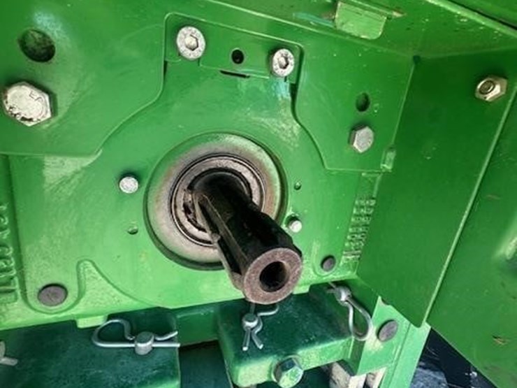 2017-john-deere-6130r-image-5