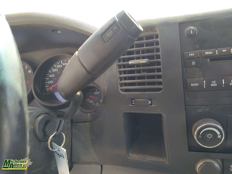 2013-chevrolet-silverado-1500-image-12