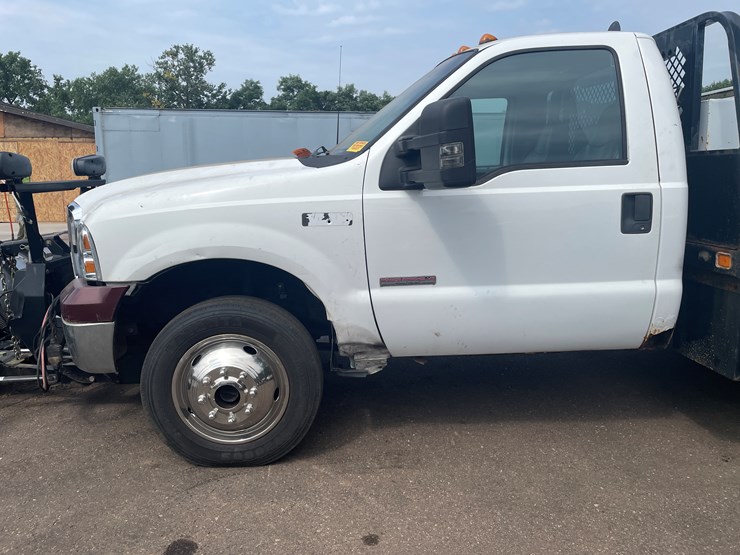 2003-ford-f550-image-5