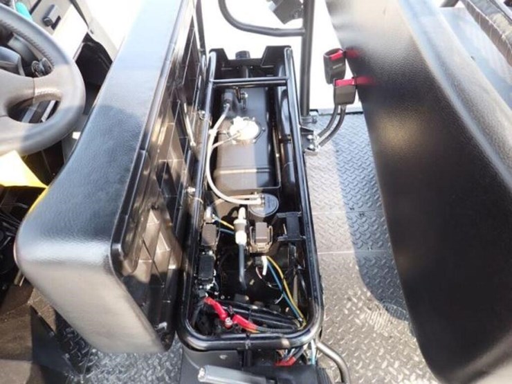 2015-kawasaki-mule-4010-image-28