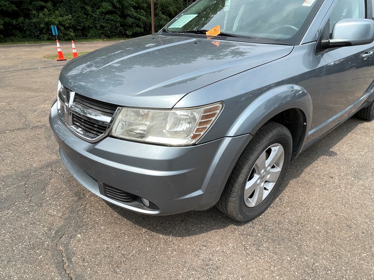 2010-dodge-journey-sxt-image-9