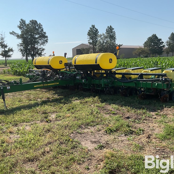 2013 JOHN DEERE 1760