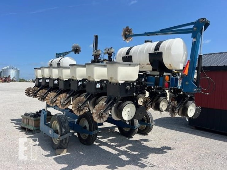 2001-kinze-3500-image-6