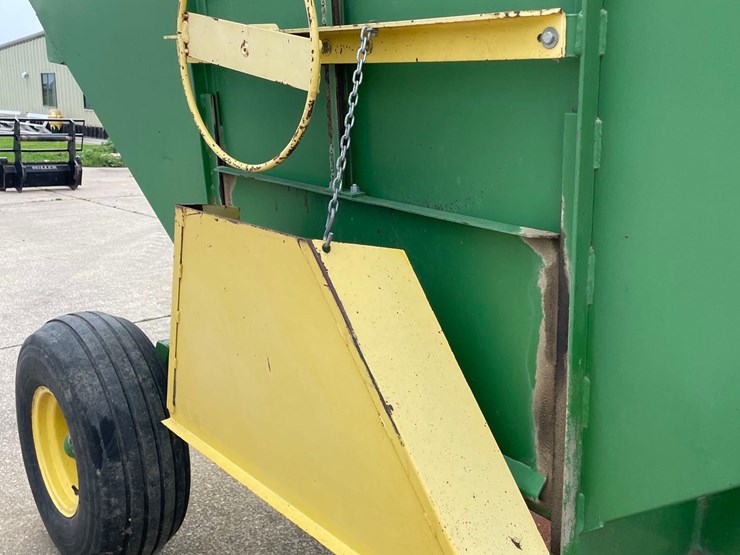 demco-325-image-16