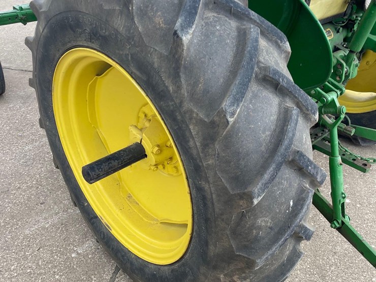 john-deere-420-image-4