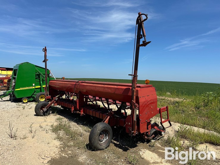 case-ih-5400-image-1