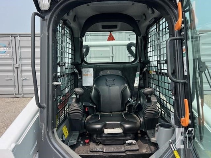 2024-bobcat-t595-image-19
