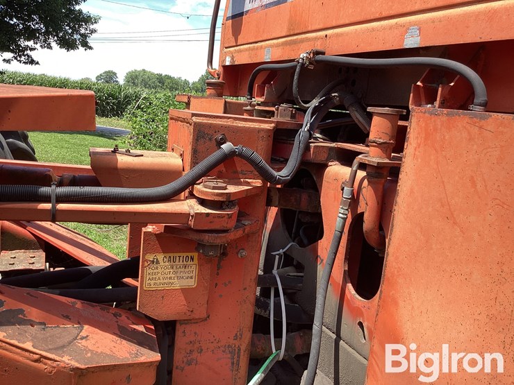 1982-massey-ferguson-4840-image-11