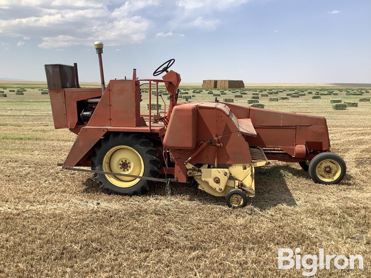 new-holland-1282-image-4
