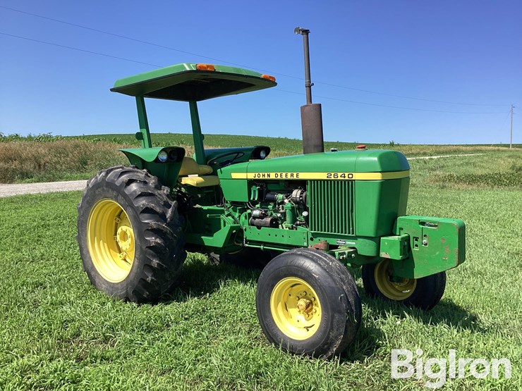 1979-john-deere-2640-image-3