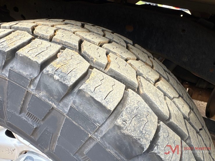 2012-ford-f250-xl-image-16