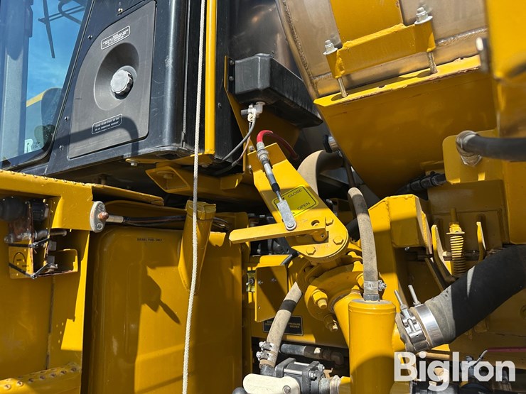 ag-chem-rogator-854-image-14