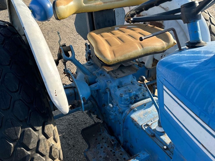 ford-3000-image-6