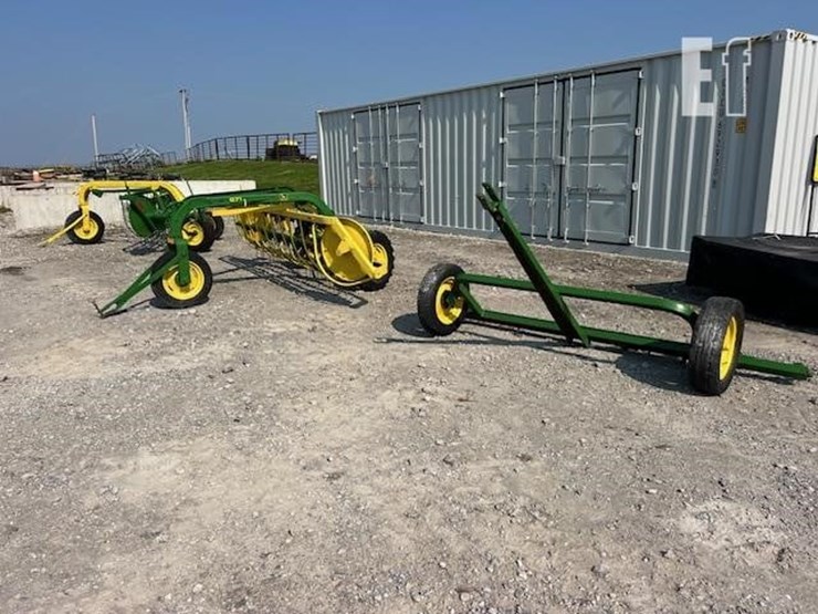 1975-john-deere-671-image-1