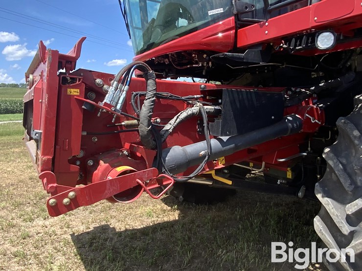 2015-case-ih-7240-image-12