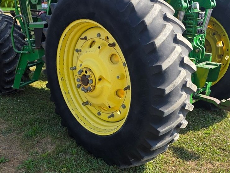 john-deere-7810-image-29