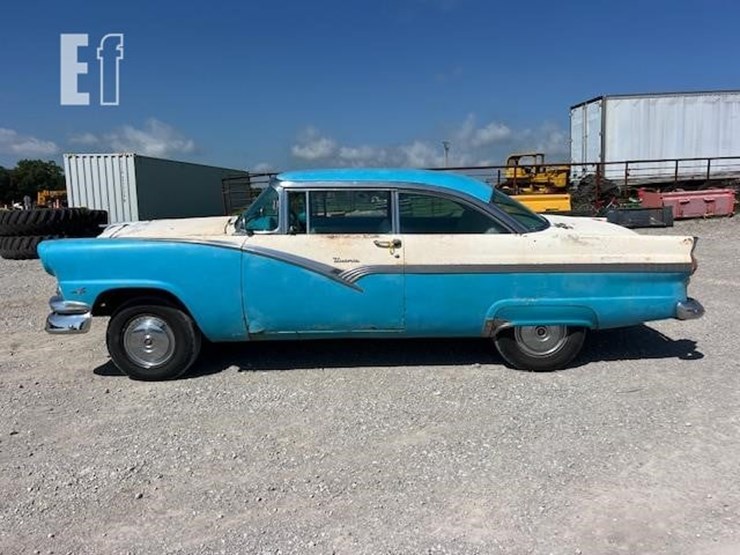 1956-ford-500-image-3