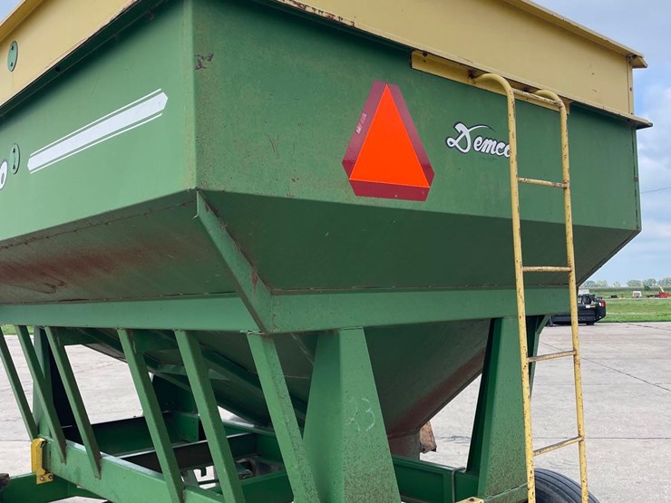 demco-325-image-6