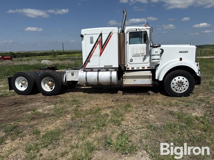 1984-kenworth-w900-image-4