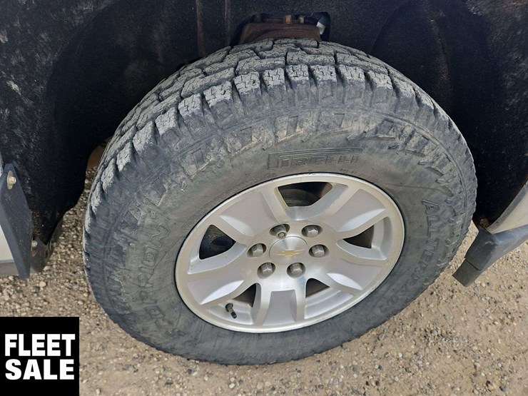 2019-chevrolet-silverado-1500-image-25