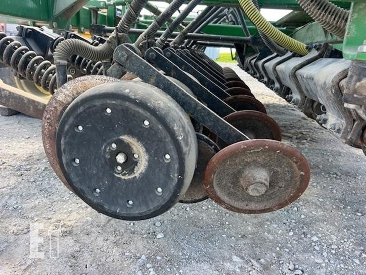 1993-john-deere-750-image-28