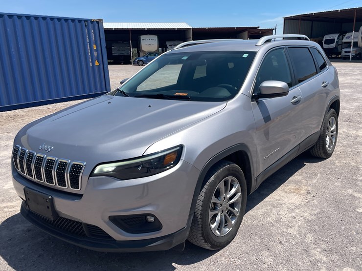 2019-jeep-cherokee-image-2