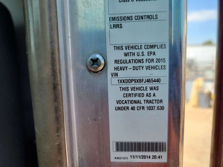 2015-kenworth-t800-image-14