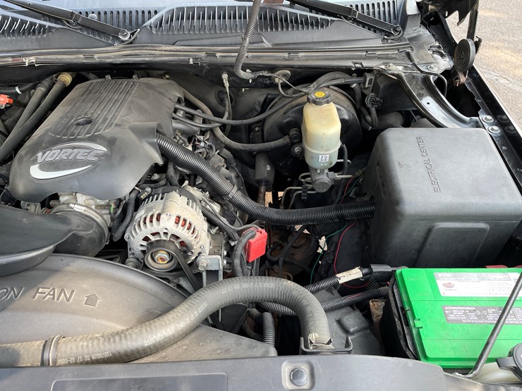 2002-chevrolet-silverado-1500-z71-image-46