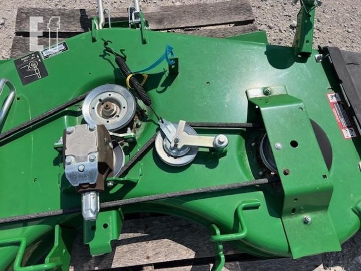 john-deere-60d-image-10