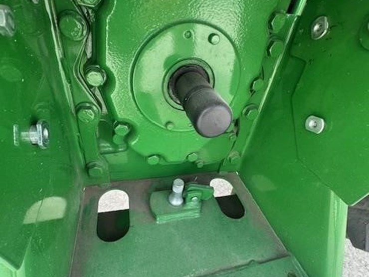 2023-john-deere-5050e-image-6