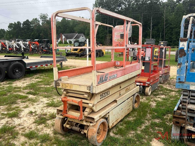 jlg-2032e2-image-2